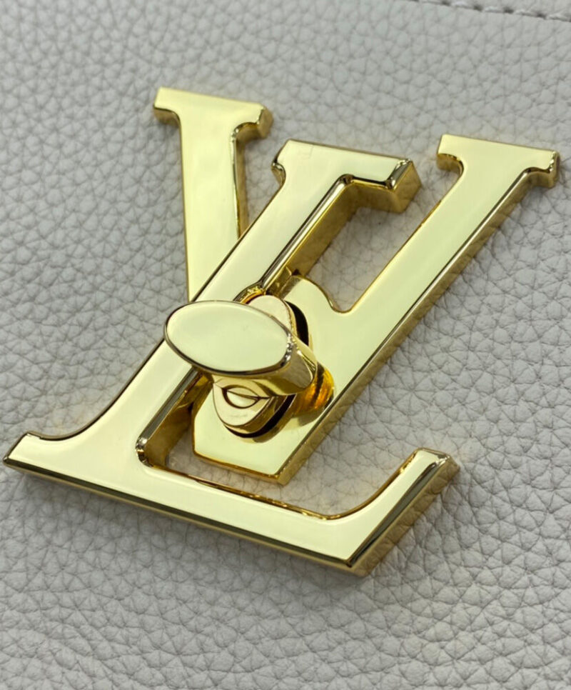 Louis Vuitton Lockme Shopper M57346